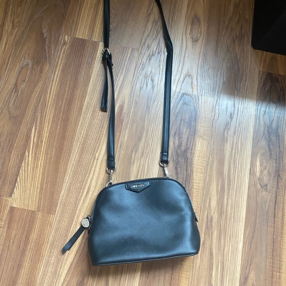 Nine West Cross Body Black Purse - Picture 1 of 5